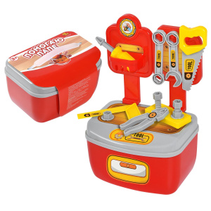 Помогаю Папе. Набор инструментов в ящике