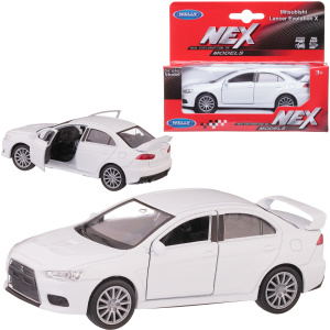 Машинка Welly 1:38 MITSUBISHI LANCER EVOLUTION X белый